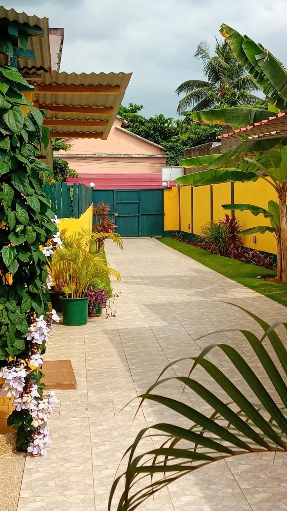 Bed and Breakfast Residencialdes Sao Tome Exterior foto